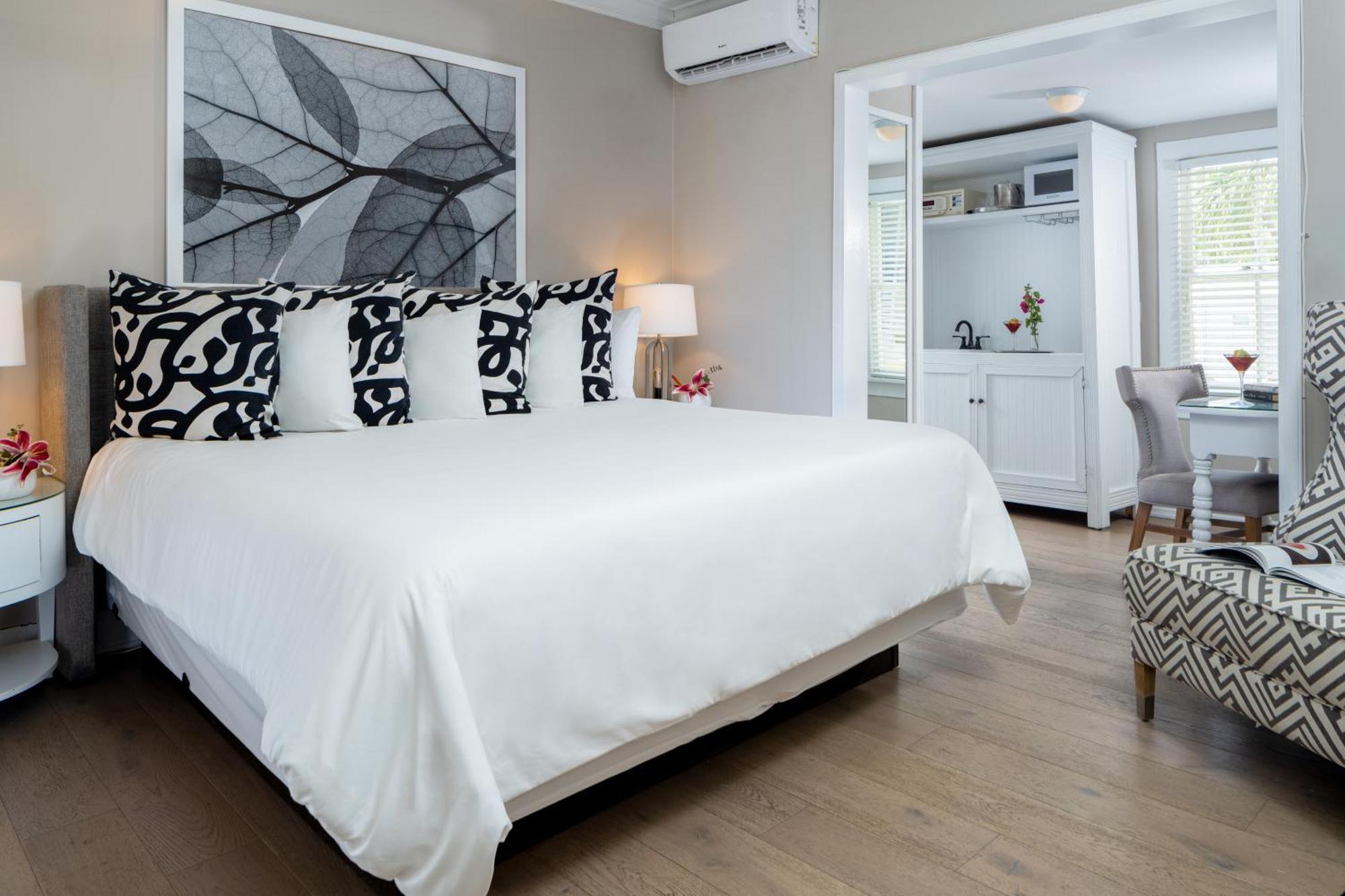 Alexander'S Guesthouse-Adult Exclusive, Lgbtq Friendly Cayo Hueso Habitación foto